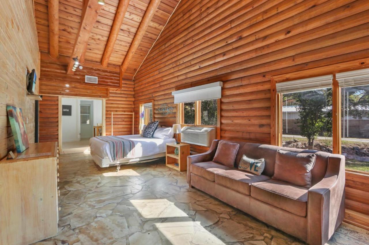Wimberley Log Cabins Resort&Suites- Unit 4 Luaran gambar